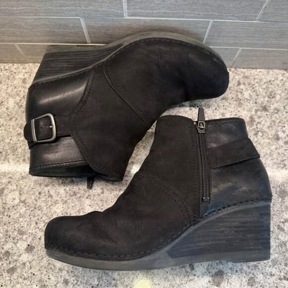Women’s Dansko Black Leather‎ Ankle Boots/Booties-Size 38 (7.5) - Picture 2 of 10